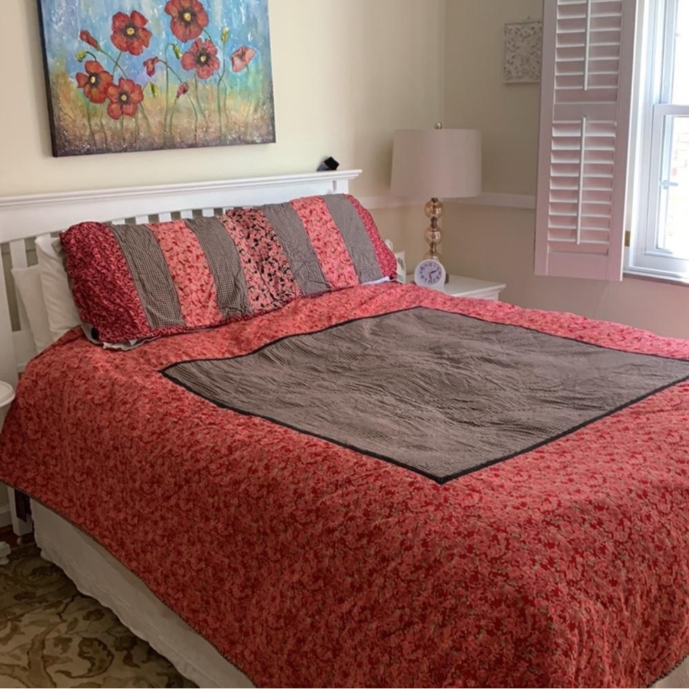 April Cornell Full/Double Vintage Reversible Bed Patchwork Quilt Roses Cherubs - Picture 4 of 14